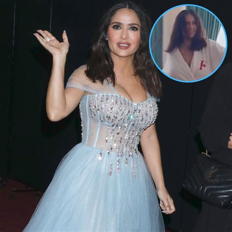 selma hayek nip slip|Salma Hayek Accidentally Flashes Chest in Wardrobe。